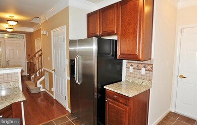 8931 Milford Haven Ct unit 31C, Lorton, VA 22079 - photo 5