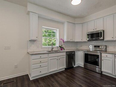 137 Rydel Ln, Statesville, NC 28625 - photo 6