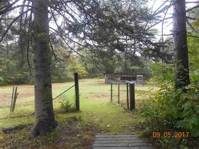 92 River Rd, Charlestown, NH 03603 - photo 3