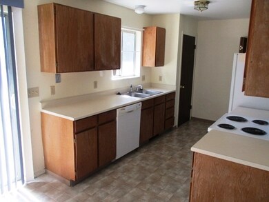 1928 Skyland Blvd, Winnemucca, NV 89445 - photo 3