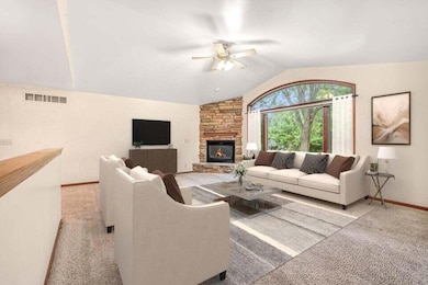 3467 Country View Dr, Delavan, WI 53115 - photo 5