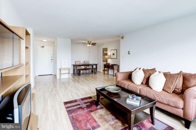 Van Ness East unit 1109, Washington, DC 20008 - photo 4