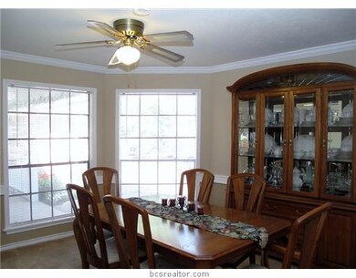 Dining Room. Formal dining with two-tone neutral w