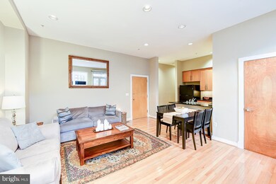 2363 Champlain St NW unit 6, Washington, DC 20009 - photo 4