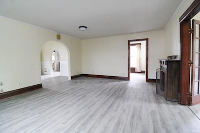 233 E Commerce St, Dunkirk, IN 47336 - photo 5