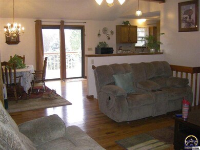 14190 123rd Ln, Hoyt, KS 66440 - photo 5