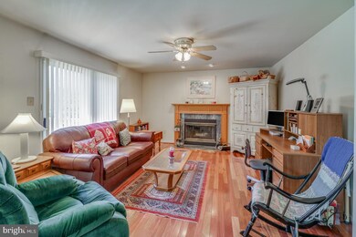 202 Northbend Ct, Newark, DE 19702 - photo 4