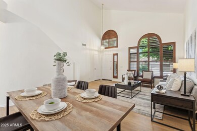 9-web-or-mls-2242-w-myrtle-dr