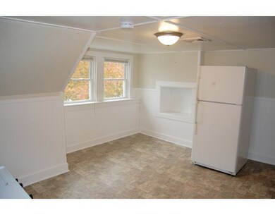 1 Tarkiln Rd unit 3, Kingston, MA 02364 - photo 2
