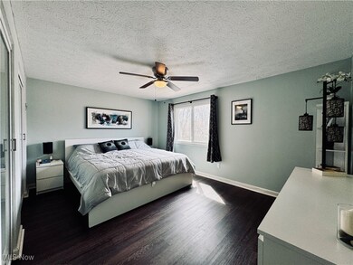 26637 Lake of the Falls Blvd, Olmsted Falls, OH 44138 - photo 7