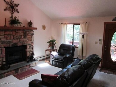 7 open floor plan (640x480)