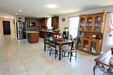 8819 Silver City, San Antonio, TX 78254 - photo 4