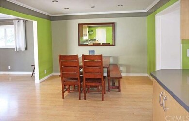 Great room affect with dining area between the LR 