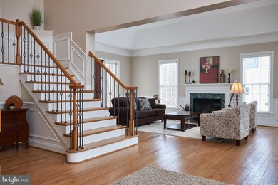 309 Reserve Gate Terrace, Silver Spring, MD 20905 - photo 5