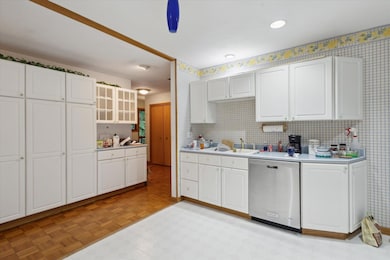 13-10660-D-Dr-S-Ceresco-MI-49033-WindowS