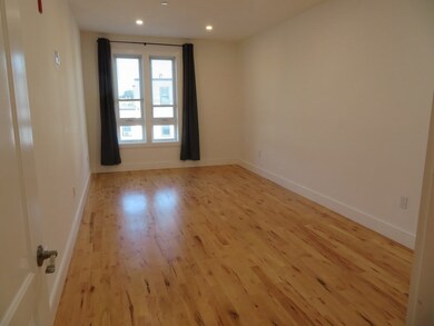 178 Washington Ave unit 307, Chelsea, MA 02150 - photo 4