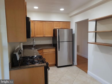400 Commonwealth Ave unit 307, Alexandria, VA 22301 - photo 5