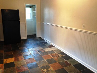 Kitchen - Dinette Area