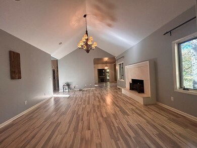 101 Holly Ct, Daniels, WV 25832 - photo 3