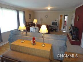 Spacious, Open LR with FP
