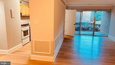 434 Girard St unit T-2, Gaithersburg, MD 20877 - photo 6