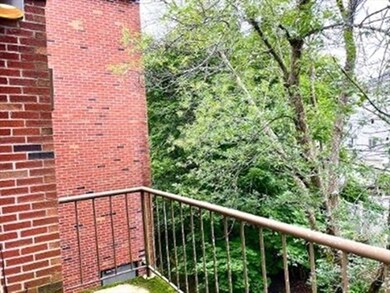 10 Rutledge St unit 3F, Worcester, MA 01604 - photo 4