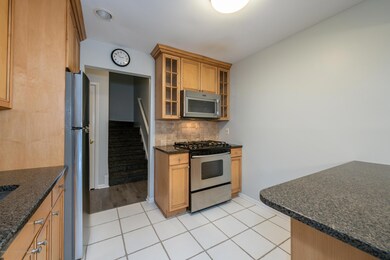 07_301SunshineCircle_2009_HiRes