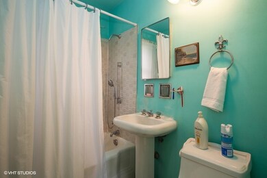 1864 Sycamore St, Des Plaines, IL 60018 - photo 4