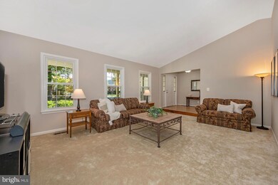 20300 Canby Ct, Montgomery Village, MD 20886 - photo 6