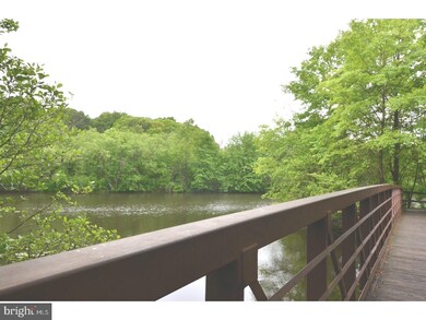 30 Pond View Dr, Plainsboro, NJ 08536 - photo 5