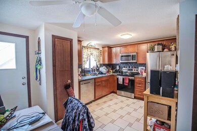 206 Calef Rd, Manchester, NH 03103 - photo 4