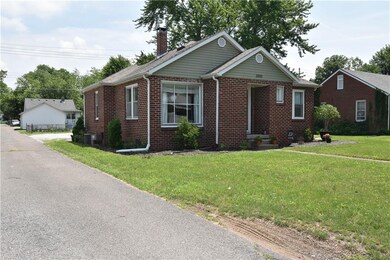 2003 California St, Columbus, IN 47201 - photo 2