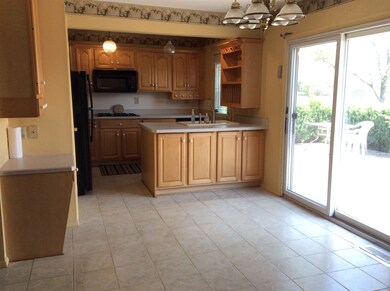 2746 E Center Dr, Bluffton, IN 46714 - photo 4