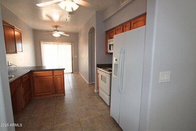 15237 S Moon Valley Rd unit A, Arizona City, AZ 85123 - photo 5