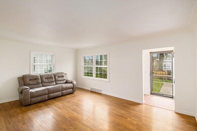 2706 Pattengill Ave, Lansing, MI 48910 - photo 6