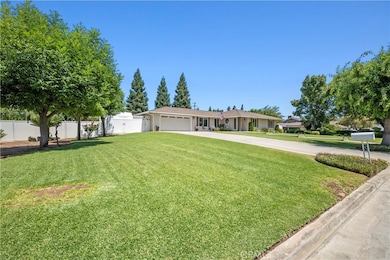 18746 Auburn Way, Madera, CA 93638 - photo 4