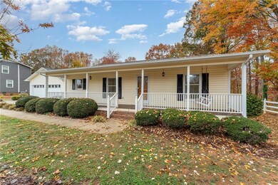 885 Rockcliff Terrace, Asheboro, NC 27205 - photo 3