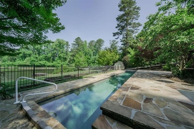 2850 Cravey Dr NE, Atlanta, GA 30345 - photo 2