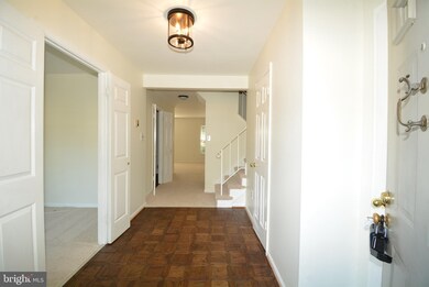 7378 Jiri Woods Ct, Springfield, VA 22153 - photo 6