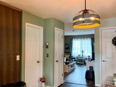 513 S 7th St unit E, La Crescent, MN 55947 - photo 4