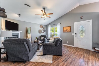 Front int door leads to living room