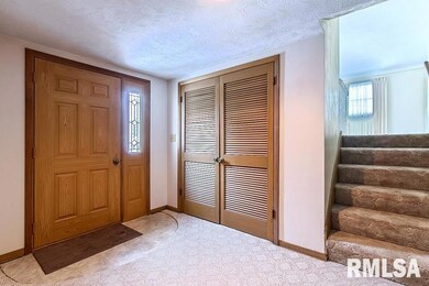 3602 N Linwood Ave, Davenport, IA 52806 - photo 2