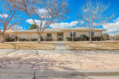 10500 Tomwood Ave, El Paso, TX 79925 - photo 3