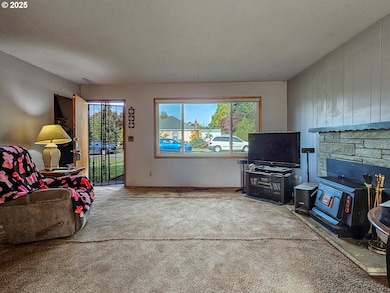 7750 N Decatur St, Portland, OR 97203 - photo 5