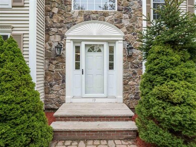 19 Shephard Rd, Pelham, NH 03076 - photo 2