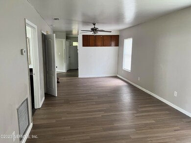 6362 Delacy Rd, Jacksonville, FL 32244 - photo 4