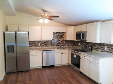 192 Reservoir St, Holden, MA 01520 - photo 4