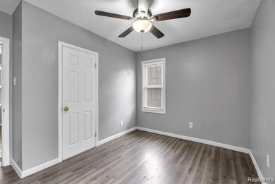 15852 Washburn St unit 2, Detroit, MI 48238 - photo 5