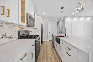 2446 Carmel St unit B, Houston, TX 77091 - photo 7