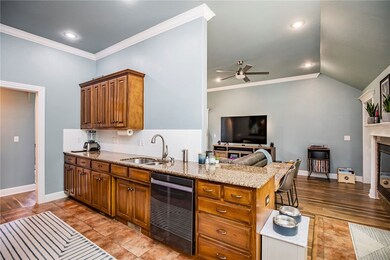 2 Snyder Ln, Bella Vista, AR 72715 - photo 5